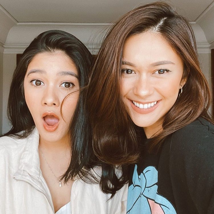 Kakak beradik seleb