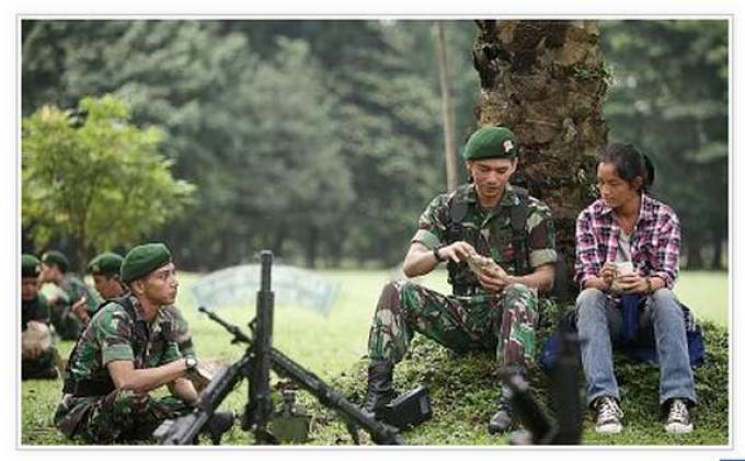 Fenesia - Dibalik 98 adalah film yang mengisahkan kedaan Indonesia saat krisis moneter dan perlawanan mahasiswa terhadap keputusan pemerintah.