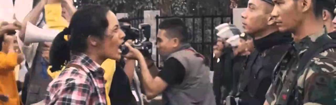 Fenesia - Dibalik 98 adalah film yang mengisahkan kedaan Indonesia saat krisis moneter dan perlawanan mahasiswa terhadap keputusan pemerintah.