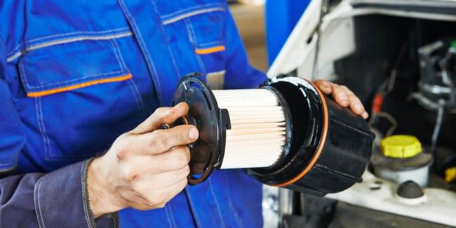Pengguna Mobil Diesel Harus Rutin Ganti Suku Cadang ini, Lho!