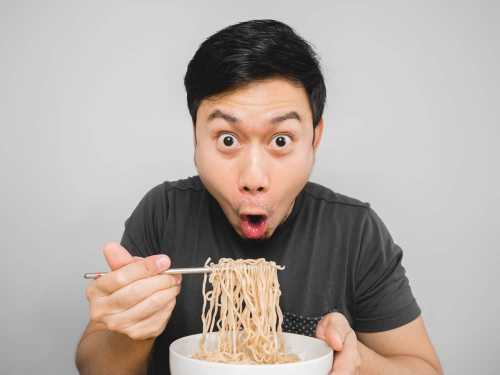 Bagaimana Cara Mengurangi atau Berhenti Makan Mie Instan?