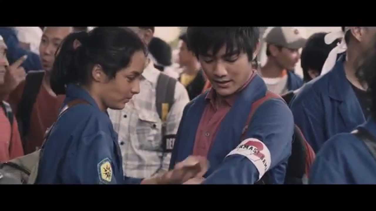 Fenesia - Dibalik 98 adalah film yang mengisahkan kedaan Indonesia saat krisis moneter dan perlawanan mahasiswa terhadap keputusan pemerintah.