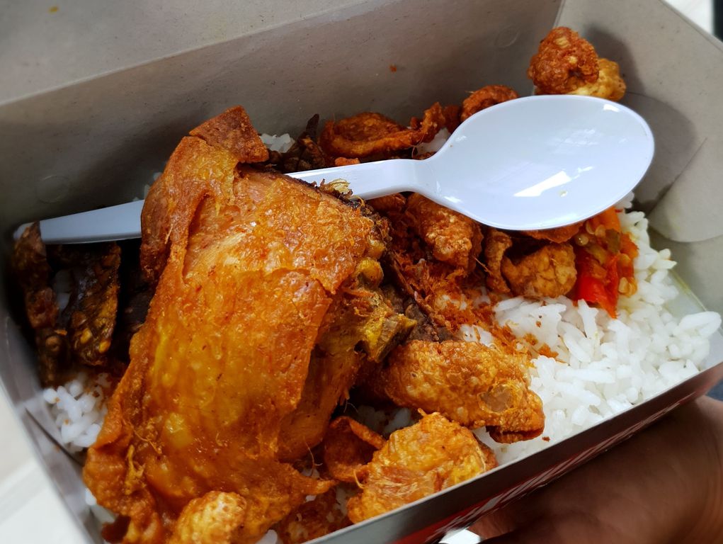 Kuliner Hitz