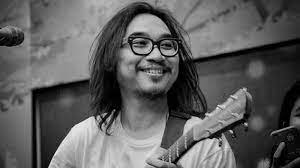 Tak Hanya Tutup Tahun Dengan Konser Virtual, Adhitia Sofyan Juga Rilis Lagu Baru