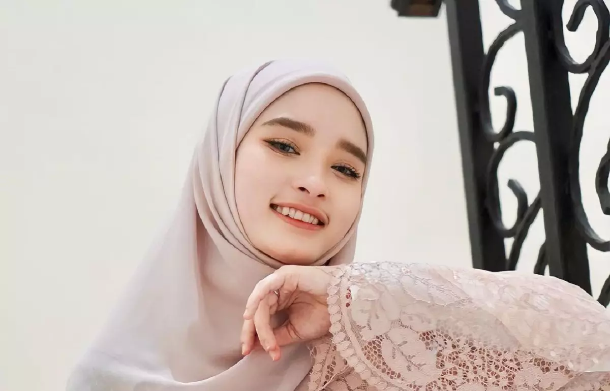 TikTok Shop Tutup, Inara Rusli Bantah Pecat Karyawan