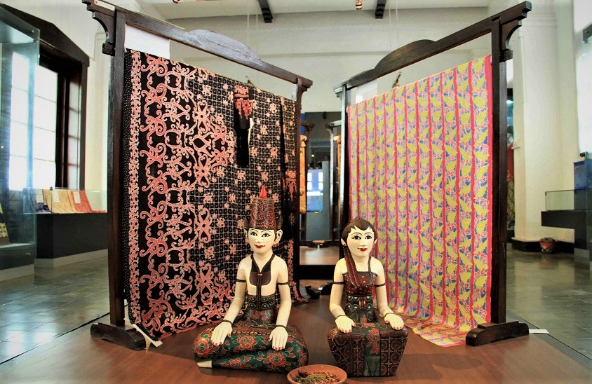 Batik Indonesia
