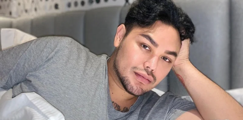 Dedikasi Ivan Gunawan dalam Dunia Fashion Indonesia