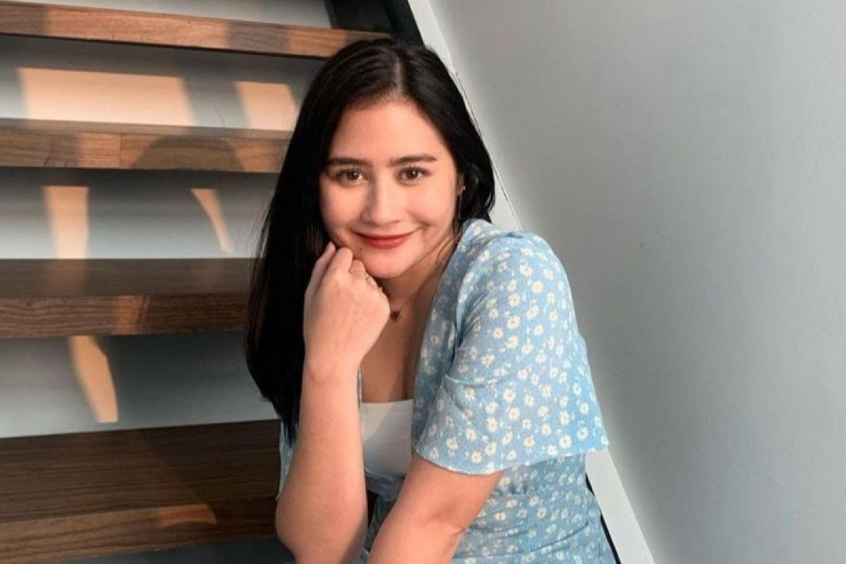 Selebriti Prestasi Akademis