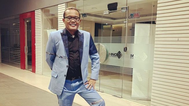 Kang Sule, Komedian Multitalenta yang Punya Lagu dan Album