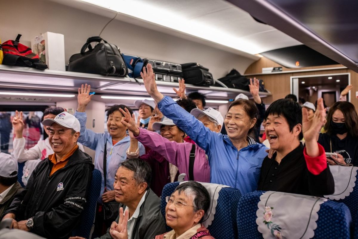 Jalur Kereta China-Laos Jadi Solusi Konektivitas Regional dan Perkembangan Ekonomi