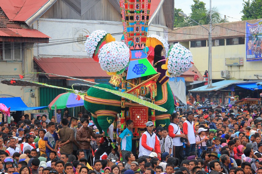 TPK Hotel Sumbar Naik 7,54 Poin di Bulan April 2024
