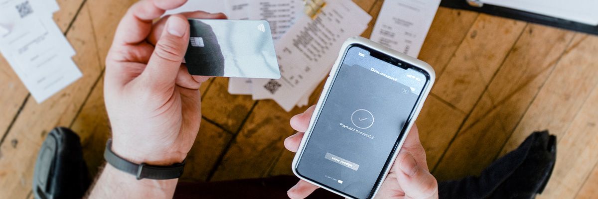 selalu sediakan alat pembayaran yang berlaku