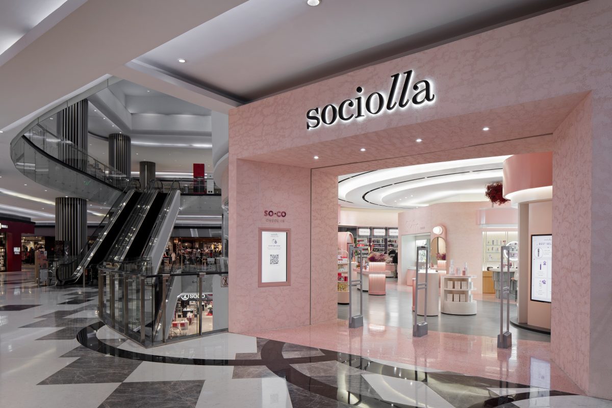 sociolla store at lippo mall puri jakarta 1200x800