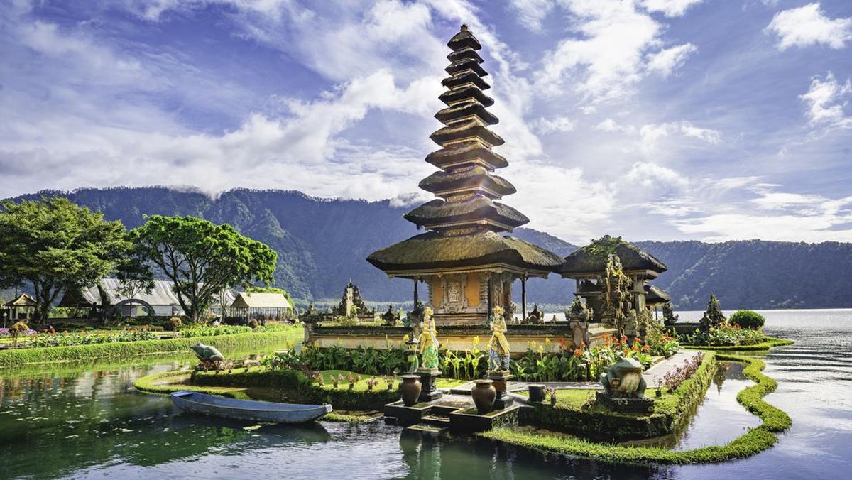 ilustrasi pulau bali 169