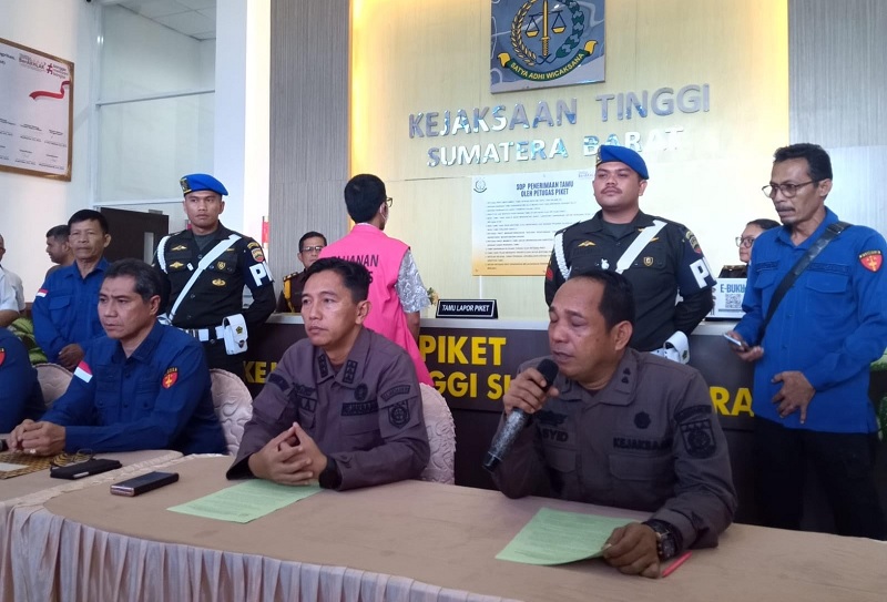Dirut Perumda PSM Ditahan Kejati Sumbar