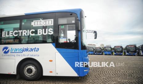 transjakarta-uji-coba-bus-listrik-terbaru,-ini-rutenya