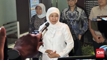 khofifah-buka-suara-usai-diperiksa-kpk-sebagai-saksi-dana-hibah-jatim