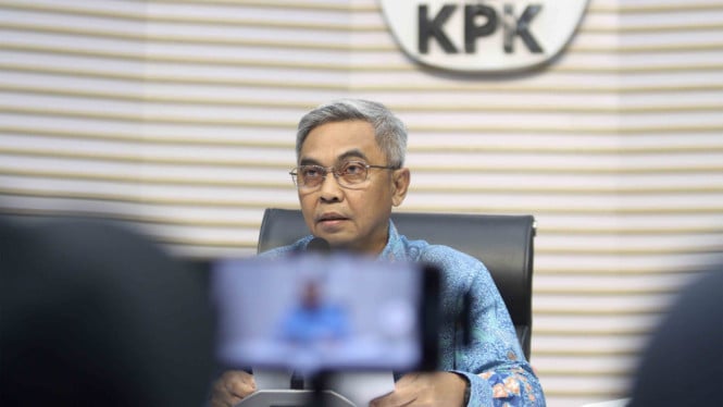 kpk-soal-pemeriksaan-rk-di-kasus-korupsi-bjb:-tinggal-tunggu-waktu