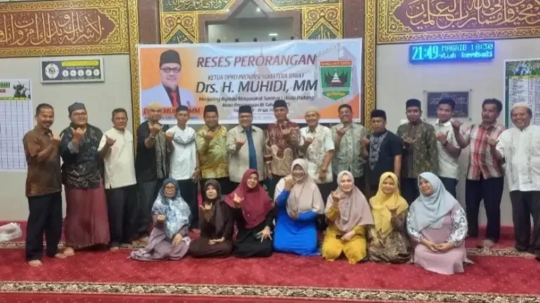 warga-keluhkan-jalan-rusak-ke-unand,-dprd-sumbar-janji-perbaiki