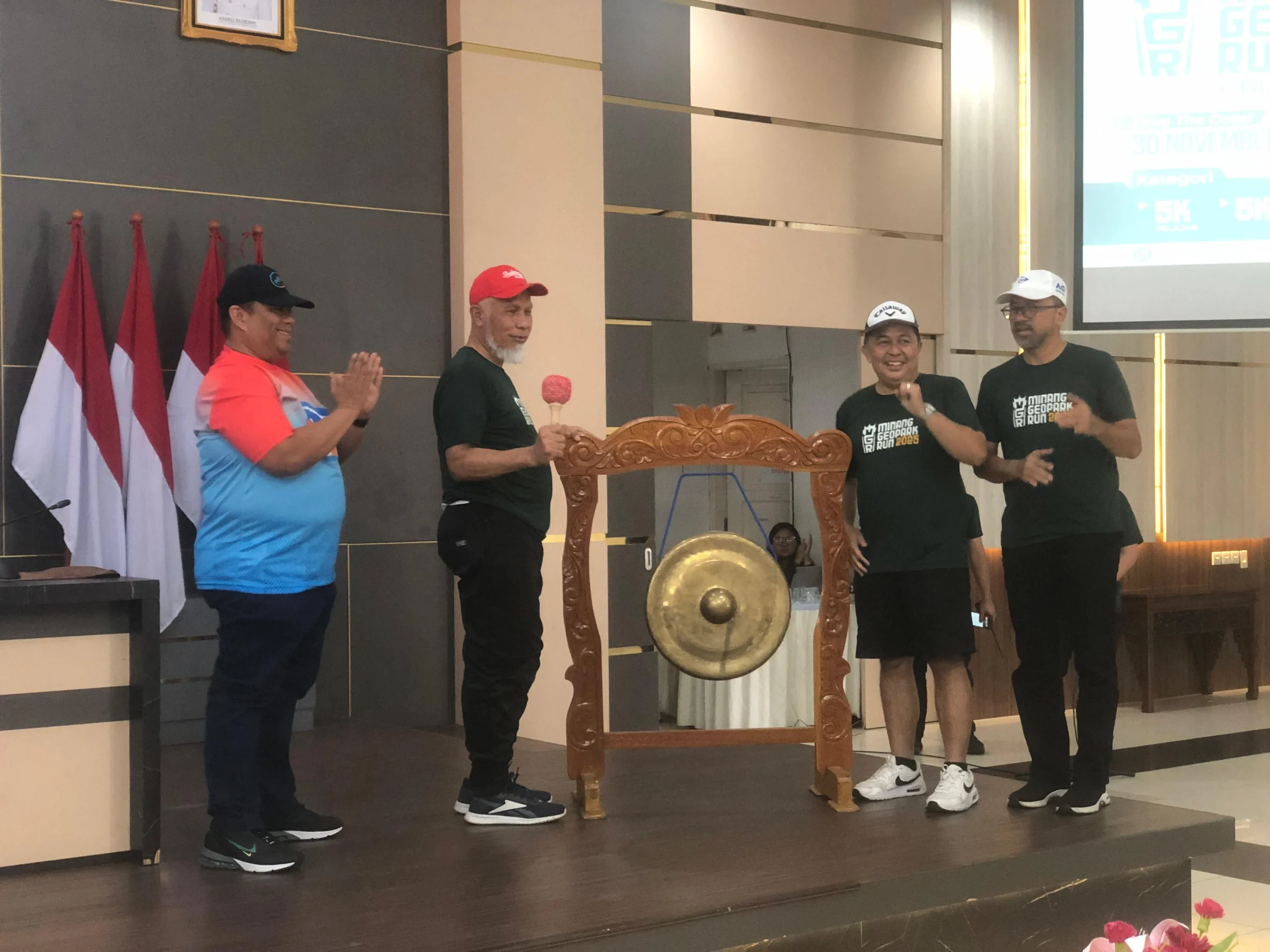 Gong Bertalu, Minang Geopark Run 2025 Resmi Diluncurkan