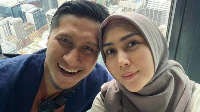 Arie Untung Mengaku Tertipu, Beli Sepatu Harga Miring