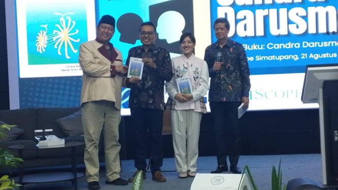 candra-darusman-satukan-musik-dan-literasi-lewat-hal-ini