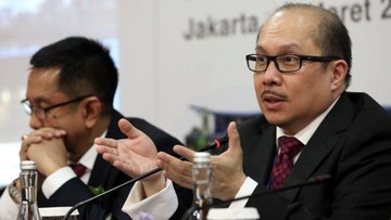 sidang-taspen:-antonius-kosasih-beri-hadiah-pacar-mobil-hrv-rp500-juta