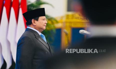 menlu-sugiono-raih-bintang-mahaputera-utama,-tiga-eks-menlu-dapat-bintang-mahaputera-adipurna