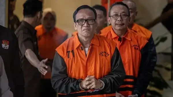 bingkai sepekan penghasilan fantastis dpr wamenaker kena ott kpk 1755882465353 169