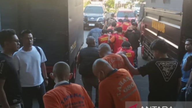 Polda Jatim Amankan 42 Tersangka Kerusuhan Surabaya