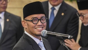 wakil-menteri-haji-dan-umrah-dahnil-anzar-berharta-rp27,8-miliar