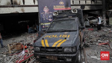 4-tersangka-perusakan-polsek-polres-jaktim-masih-di-bawah-umur
