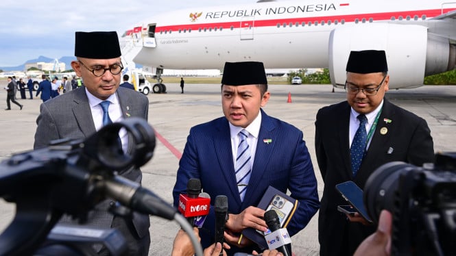 cerita-seskab-teddy-kirim-langsung-surat-prabowo-ke-bg-sampai-sri-mulyani