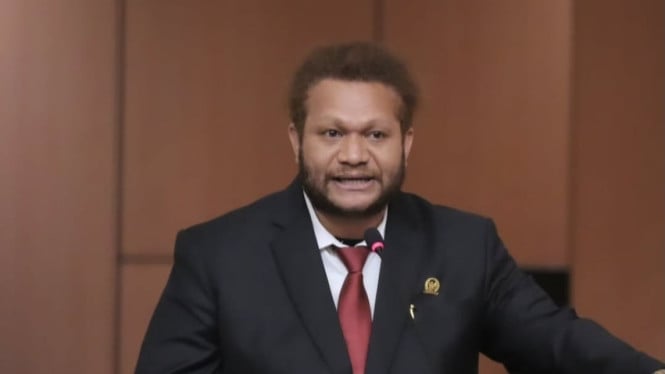 Senator Desak Prabowo Dialogi Ketua Sinode GKI Papua