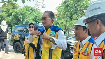Menteri PU Soroti Sampah Sebabkan Banjir Bali, Waduk Dikeruk