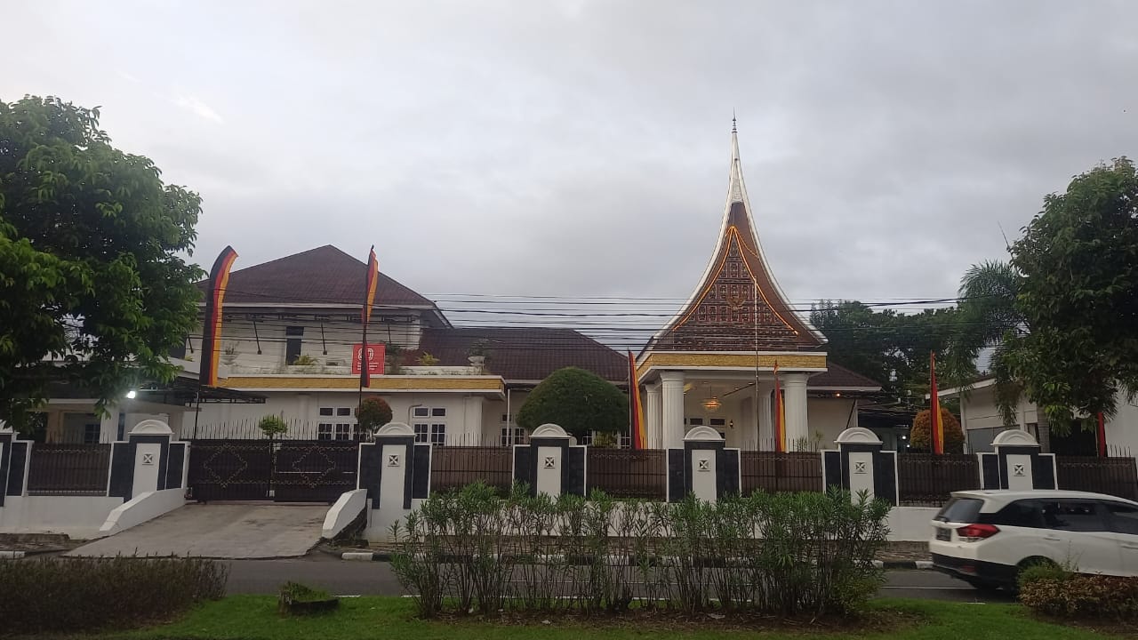 rumah-dinas-wagub-vasko-diperluas-sampai-rumah-dinas-sekda