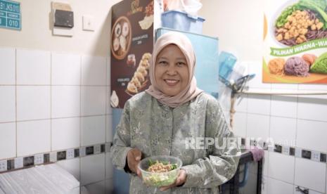 kisah-sukses-mamimu,-mie-warna-warni-rumahan-tembus-pasar-nasional-berkat-taspen