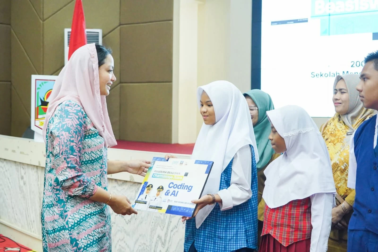 Bupati Luncurkan Beasiswa Dharmasraya Juara, Siapkan Generasi Unggul