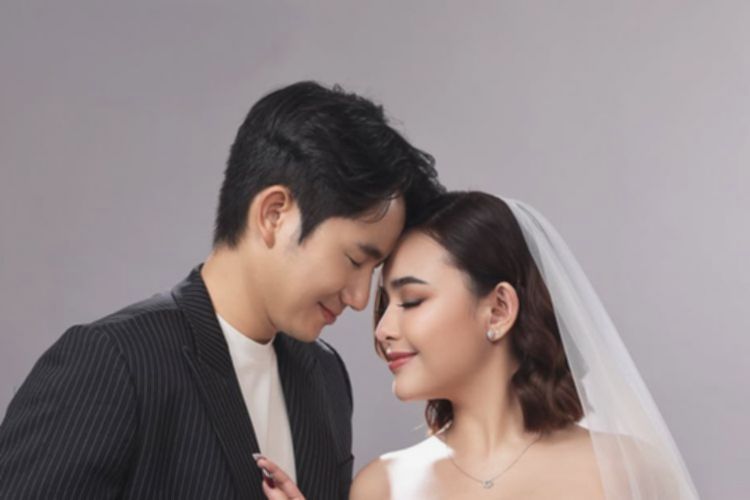 Amanda Manopo dan Kenny Austin Ikrarkan Janji Suci Pernikahan