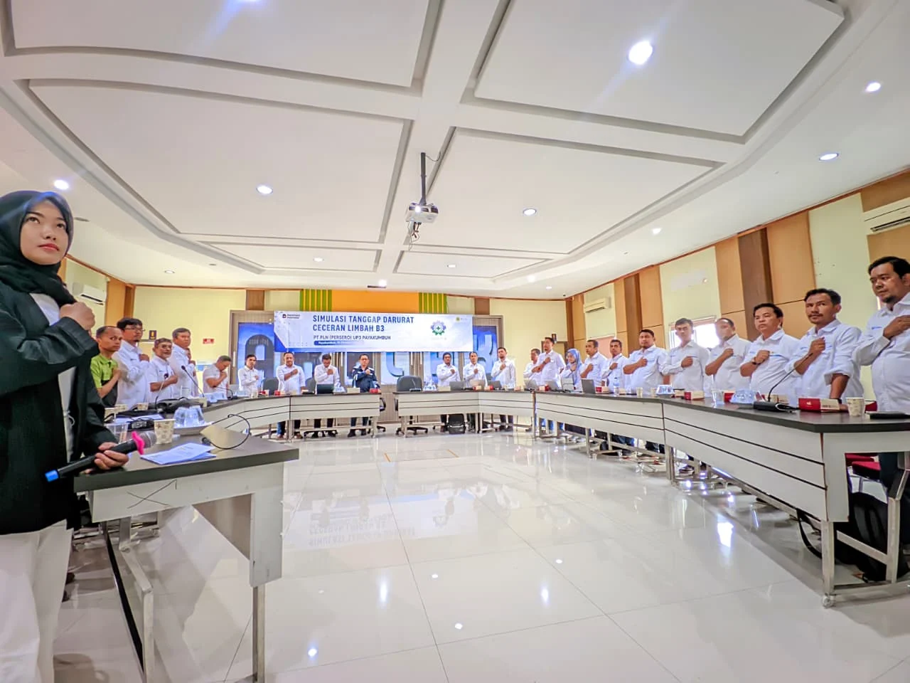 pln-payakumbuh-simulasi-tanggap-darurat-limbah-b3