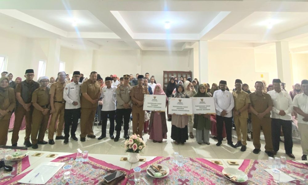 Baznas Bukittinggi Salurkan Zakat Rp45 Juta untuk Mustahik