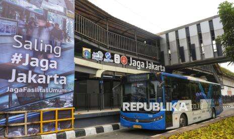 Subsidi Membengkak, Tarif Transjakarta Akan Naik?