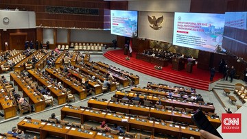 MK Tetapkan Kuota Perempuan 30% di AKD DPR