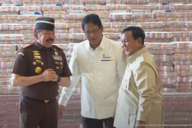 Prabowo Bertanya Gelar Profesor Purbaya, Suasana Canda Warnai Pertemuan