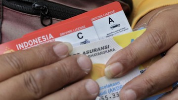 korlantas-luncurkan-aplikasi-untuk-perpanjang-sim-hingga-stnk