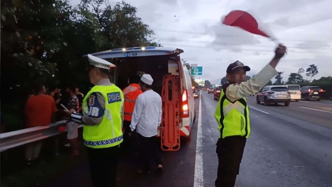 pelarian-berakhir!-perampok-sadis-pembunuh-sopir-taksi-online-di-tol-jagorawi-ditangkap