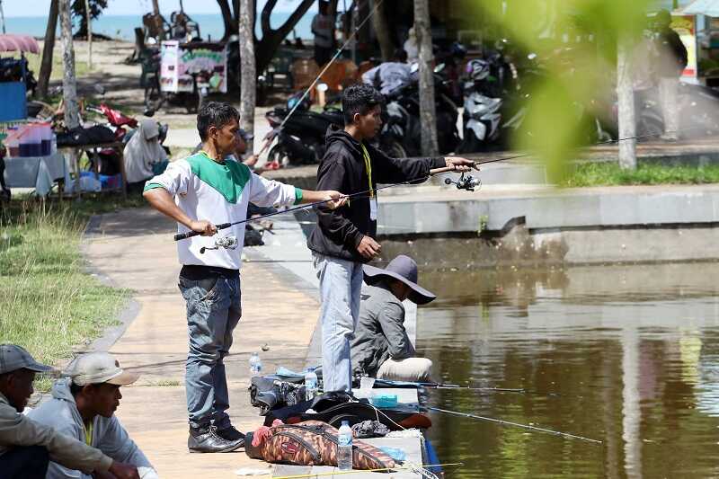 Festival Mancing Mania Pariaman Tarik Ratusan Pemancing Sumatera Barat