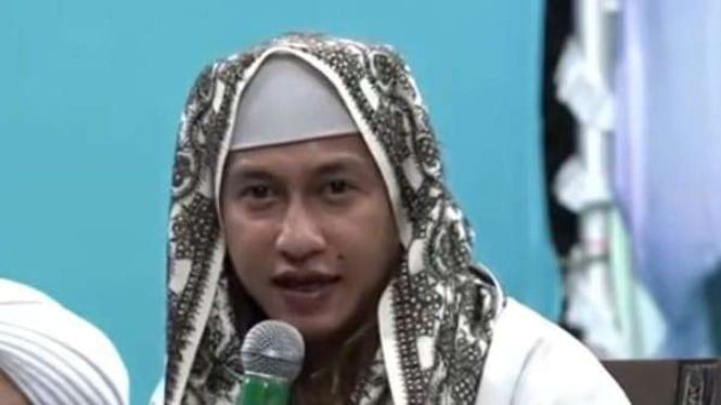habib-bahar-haramkan-dirinya-cinta-ke-wanita-selain-fadlun-faisal,-netizen:-berarti-nikah-cuma…
