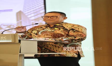 batam-umumkan-komitmen-investasi-10-miliar-dolar-as-pada-forum-bisnis-di-singapura
