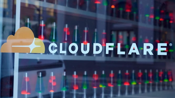 Komdigi Desak Cloudflare Daftarkan PSE, Judi Online Terungkap